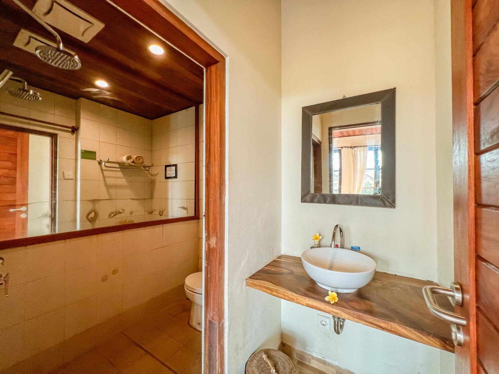 Sarin Ubud Suites By Pramana Villas Экстерьер фото