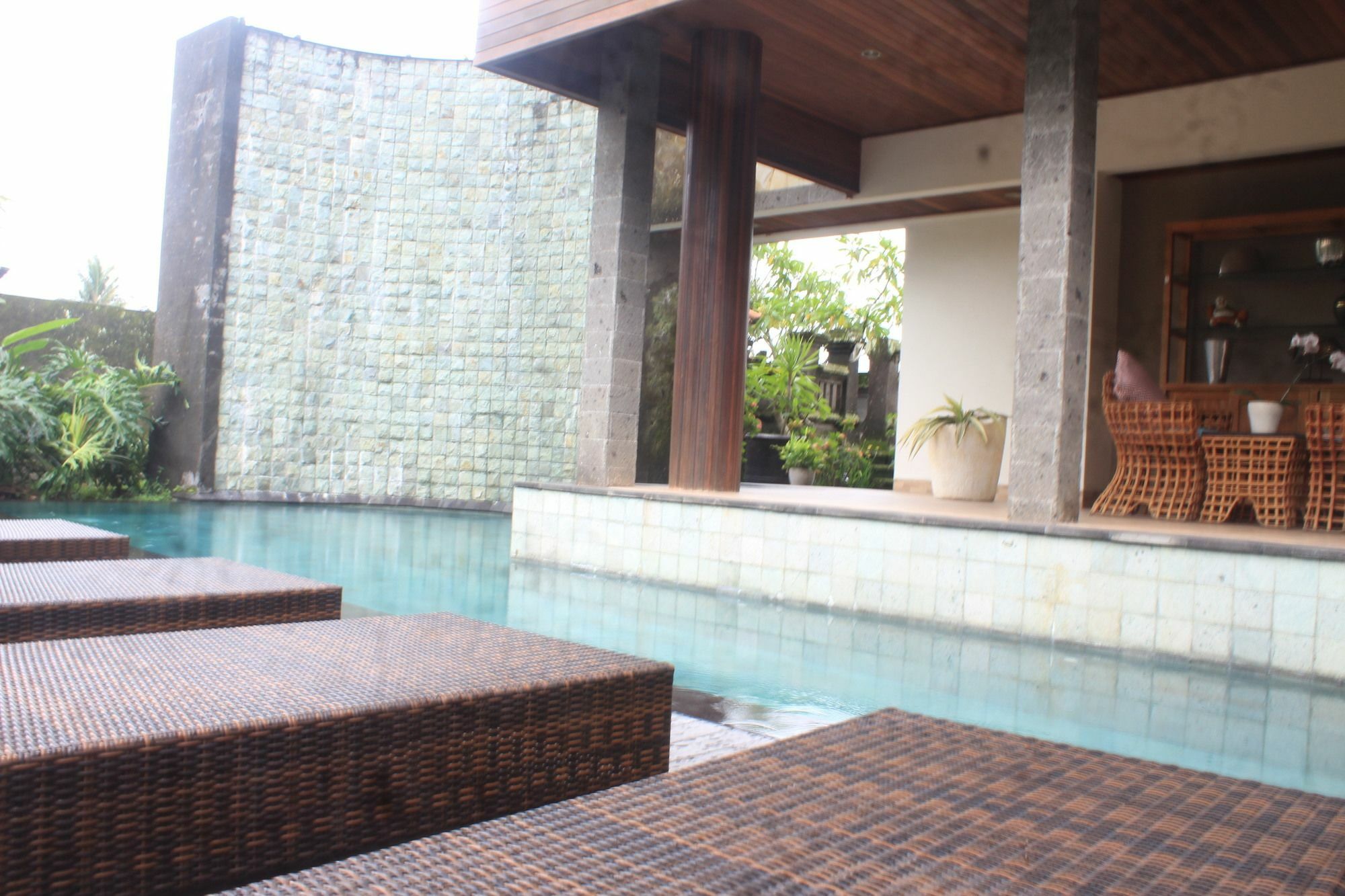 Sarin Ubud Suites By Pramana Villas Экстерьер фото