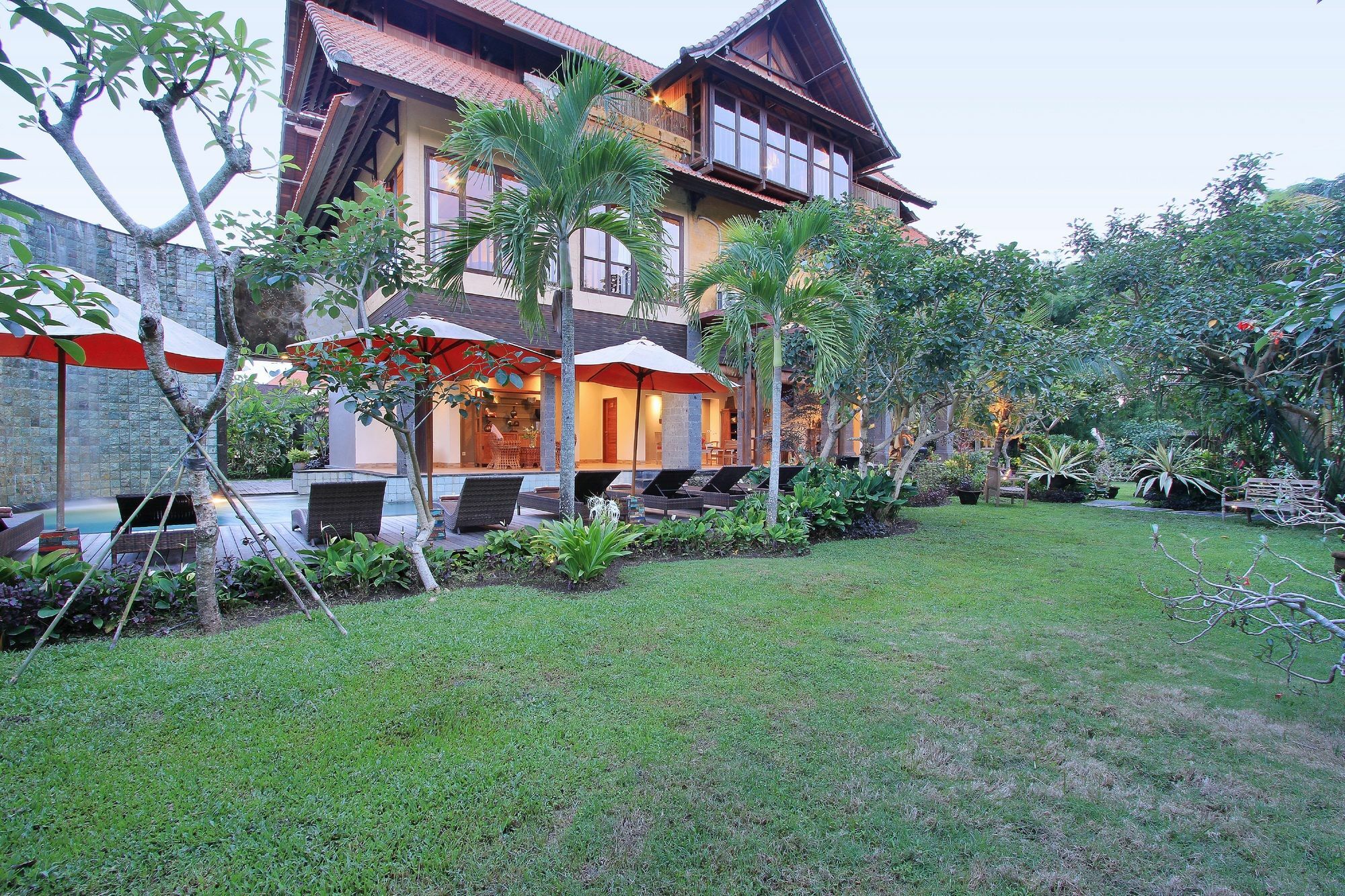 Sarin Ubud Suites By Pramana Villas Экстерьер фото